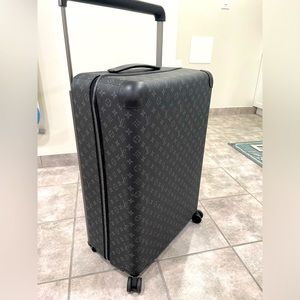 Louis Vuitton Horizon 70 Rolling Luggage Case